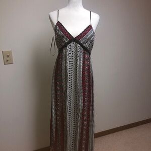 NEW! Great summer dress!! Comfortable and Light!